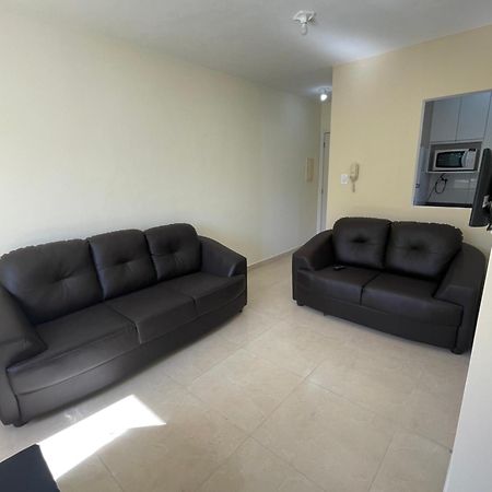 Apartamento Pratico A 850 Metros Da Praia Da Martim De Sa كاراغواتاتوبا المظهر الخارجي الصورة